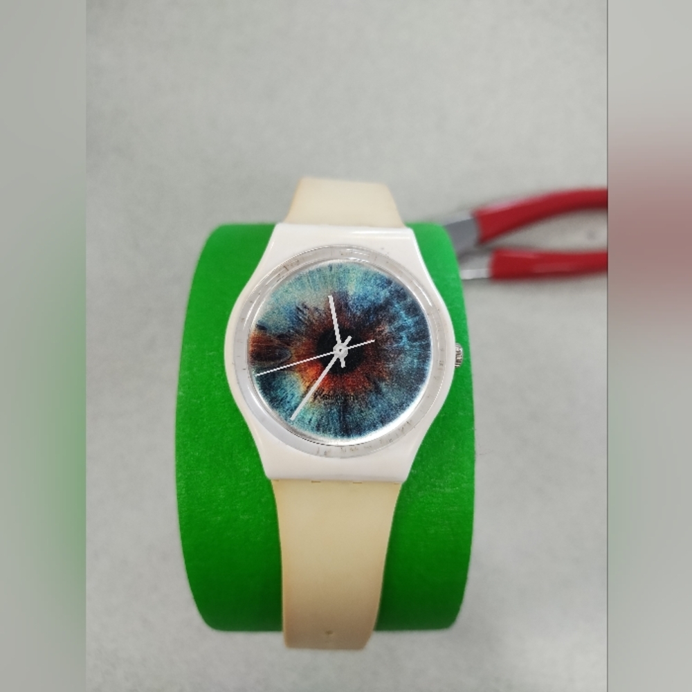 Swatch Aquashape Watch